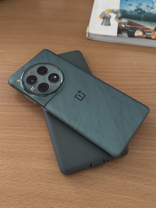 OnePlus 12, 12/256