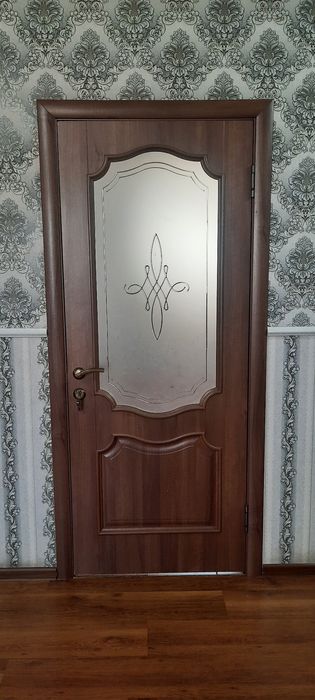 Есіктер  80см  Ламинат