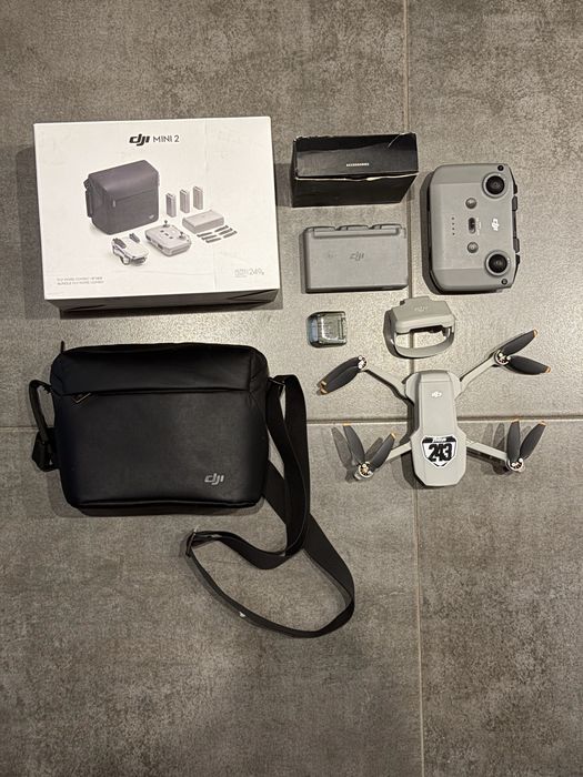 Дрон DJI mini 2 “Fly More” combo