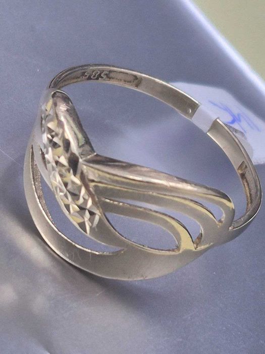 inel din aur 1.83gr(m1) staramanet