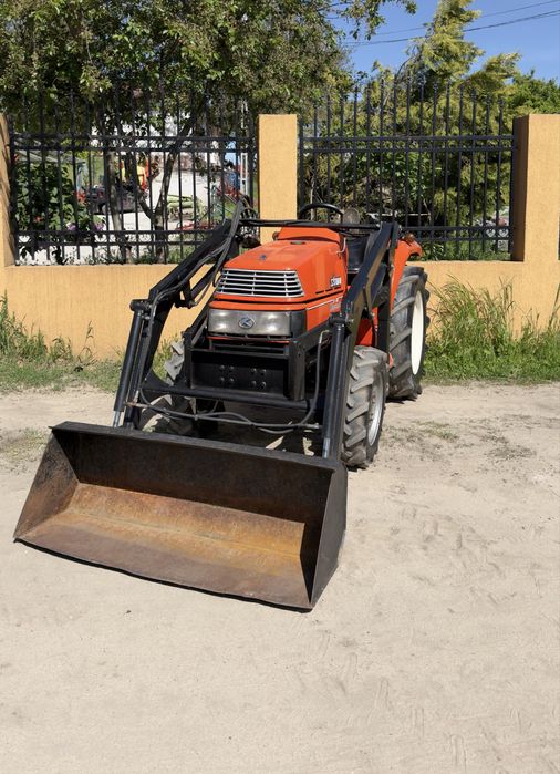 Kubota saturn x20| tractor japonez 4x4| incarcator frontal| RAR efectuat