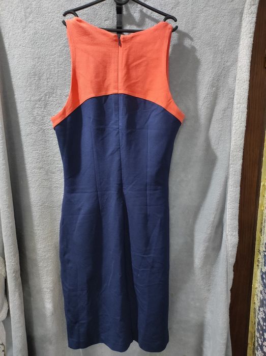 Женские платья..