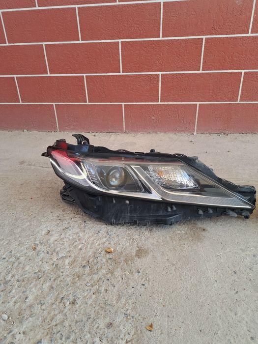 Фар тойота камри 70