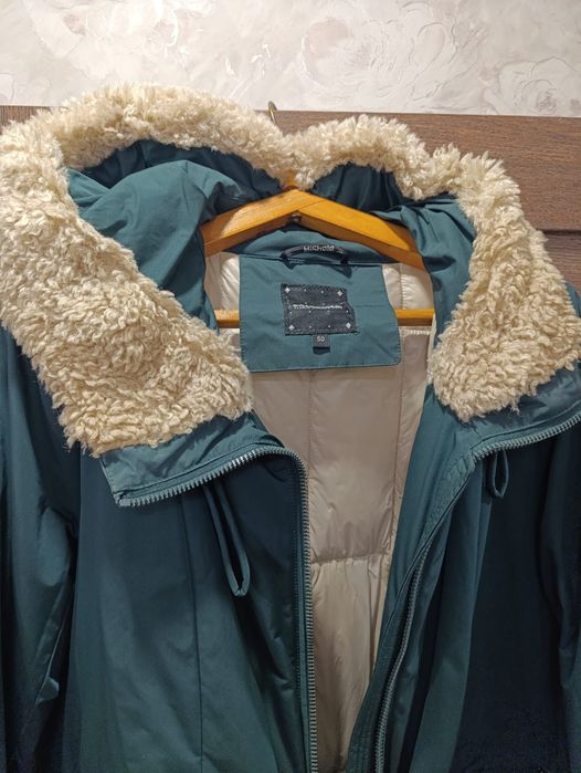 Продам парку ,в отличном состоянии!