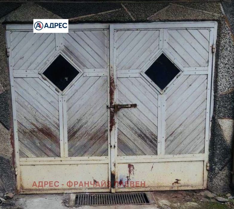 Гараж в Плевен-Широк център площ 18 цена 28000