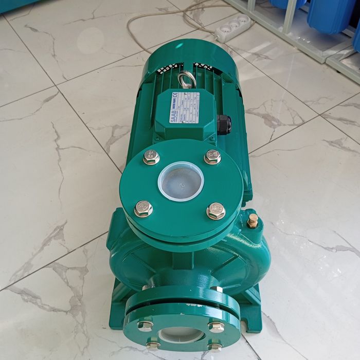 Центабежный насос