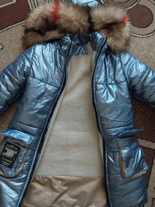 Одежда. Куртка для девочки