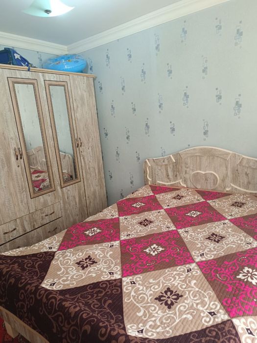 Срочно прадаётся 3-ком.квартира на 1-этаже в 5-этажном доме