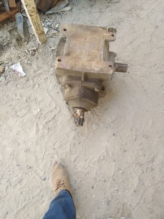 Редукторлар сотилади