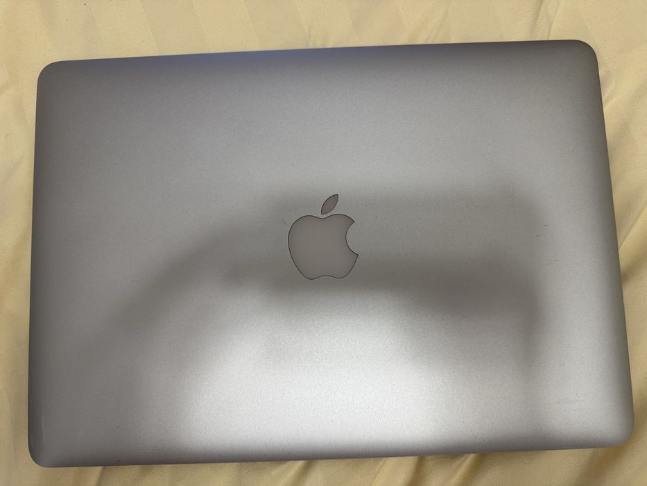 Macbook Air 13 8gb 250gb beterie noua
