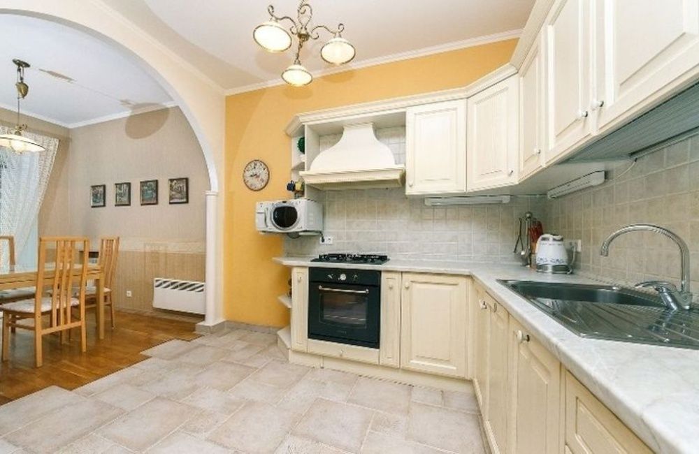 Большая трехкомнатная квартира в ЖК Тау Самал на Навои рядом с Мегой!