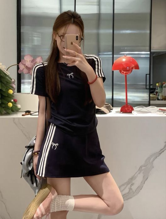 Продам женскую одежду