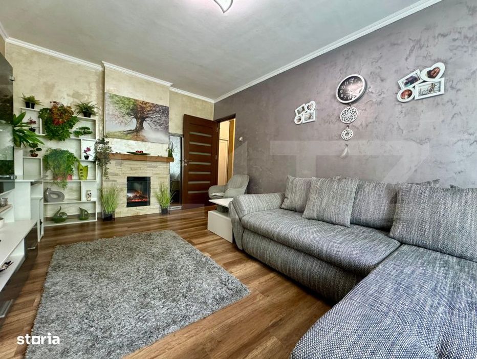 Apartament cu 2 camere, decomandat