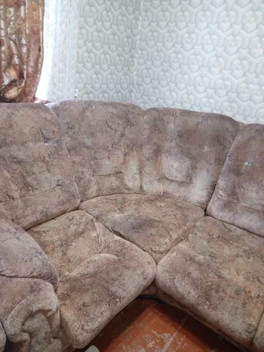 Продам угловой диван