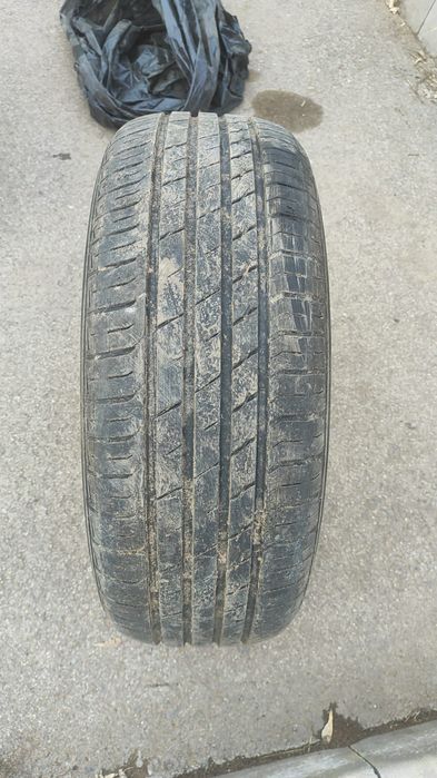 Шины 215 60 r16..