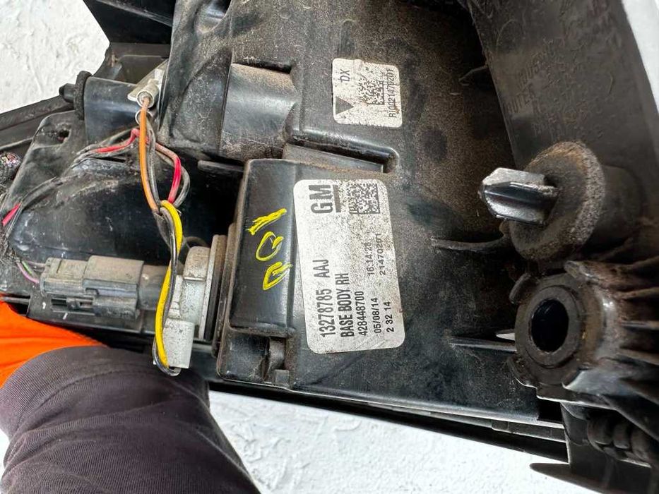 Stop bec aripa dreapta stanga Opel Zafira C 2011-2016 13278785  13278784 AAJ