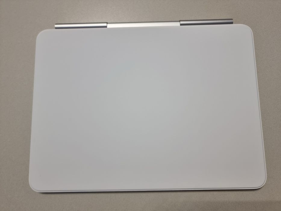 iPad Magic Keyboard- iPad Air 11-inch