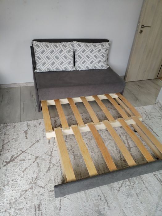 Двуместно разтегателно канапе