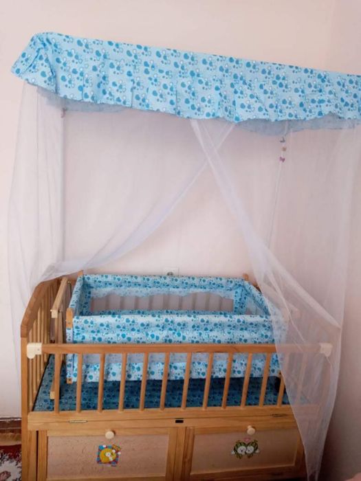 продам манеж в хорошем состоянии