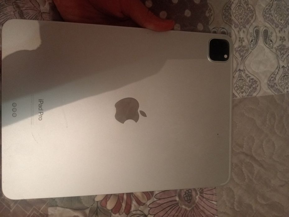 Продаю iPad Pro м2 в отличном состоянии