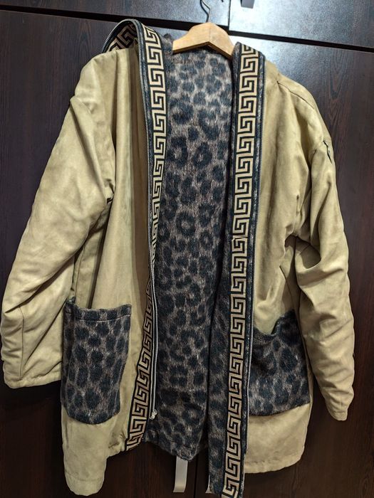 Дамско палто в тигрово/леопард Версаче ,с две лица