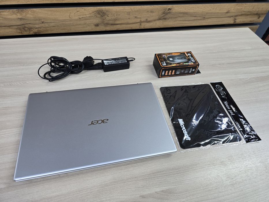 Acer, Core i3-11Th, SSD 256Gb, Ram 8Gb, Full HD IPS