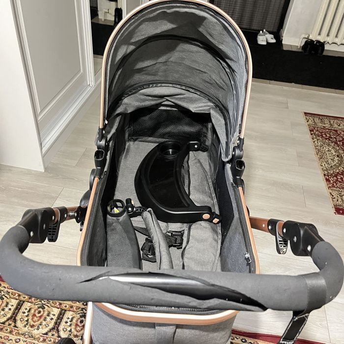 Срочно продам коляску