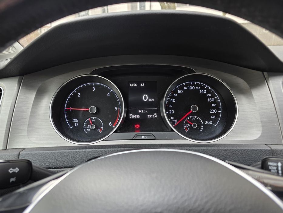 Golf 7 Variant 110CP