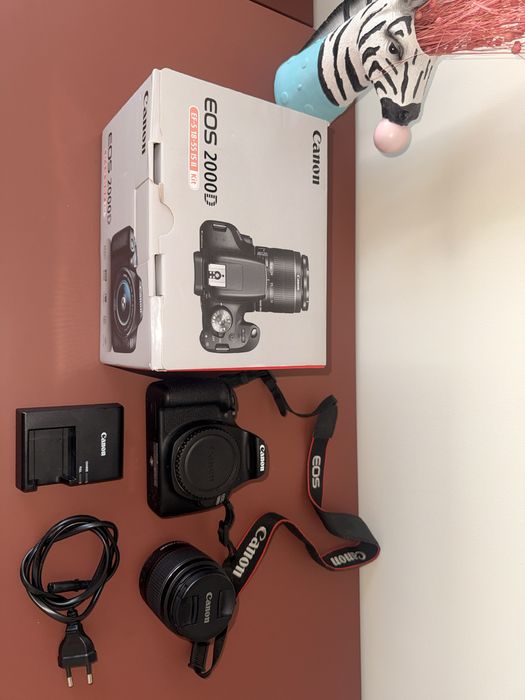 Kit Canon EOS 2000D