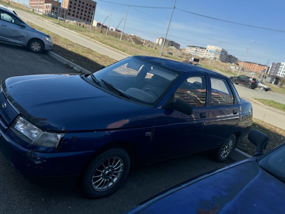 ВАЗ-2110, LADA 2000 года