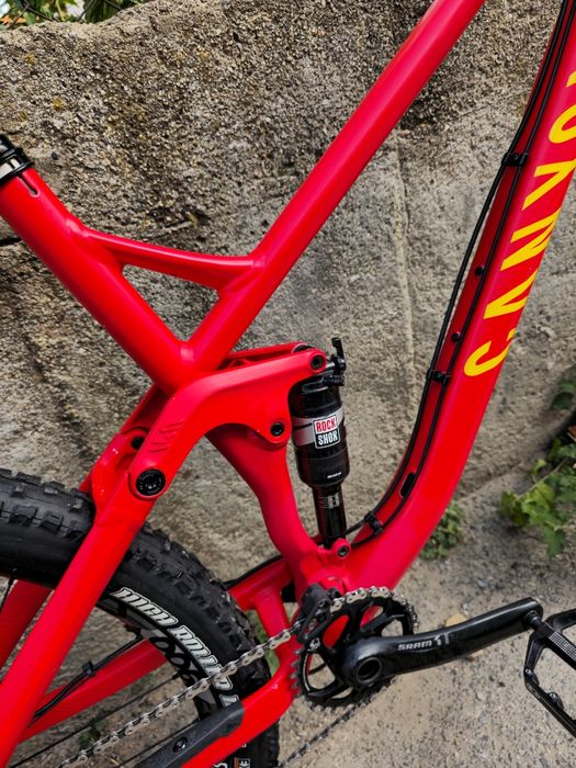Canyon spectral AL 27.5 160mm Rockshox Pike 1x12 XO Sram 4-бутални Sram спирачки Алуминиев L размер мекица