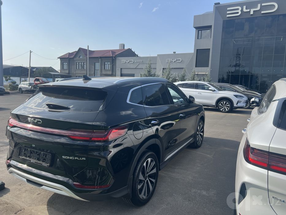 BYD  DMi  150 qora