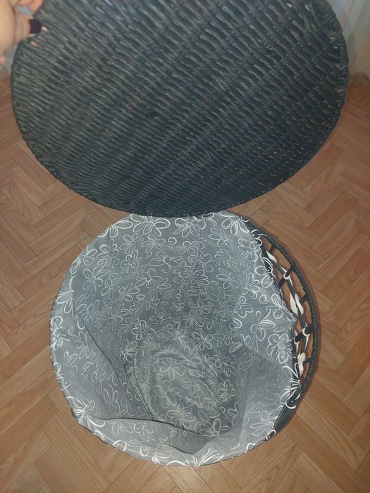 Плетен кош за пране