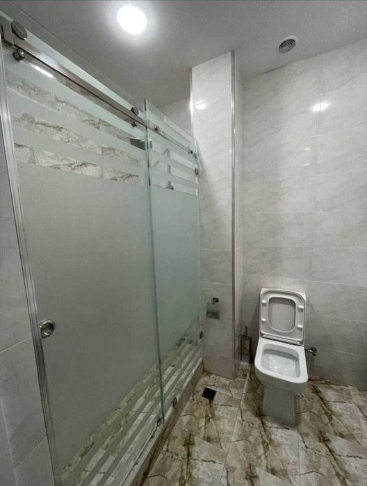 Eco bozor yonida arzon kvartira bor