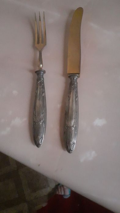 Tacimuri pentru desert din argint ,