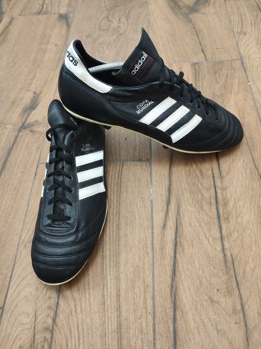 Футболни обувки Adidas Copa Mundial