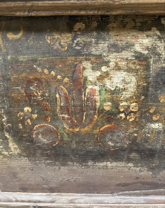 Lada zestre Saseasca pictata patina deosebita