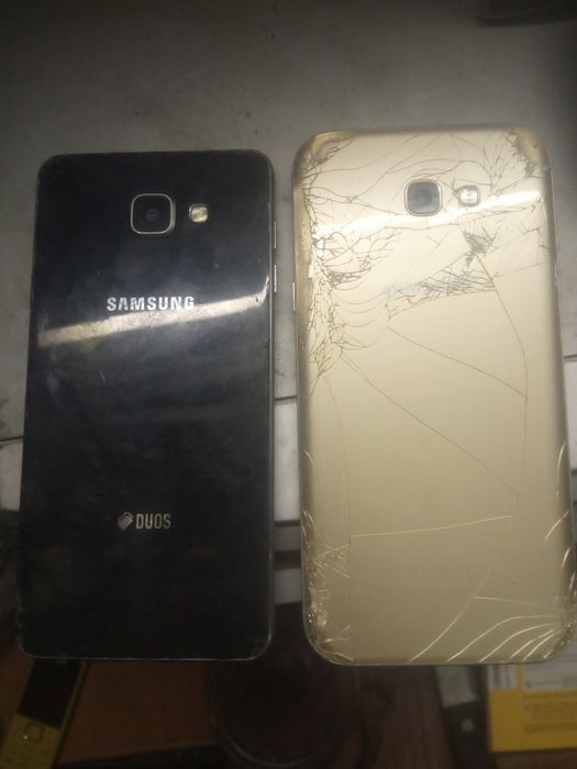 Продам 2 телефона