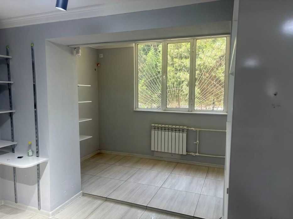 Сдам 90 м² в Аренду. 1-Линия. Чимган. Автосалон. Мирзо Улугбекский!