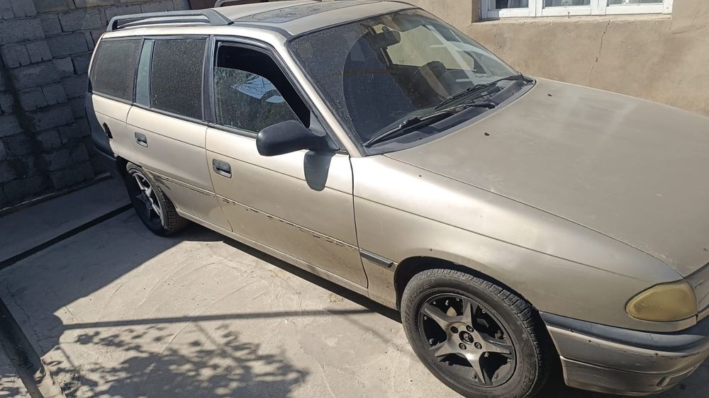 Опель  продам механика