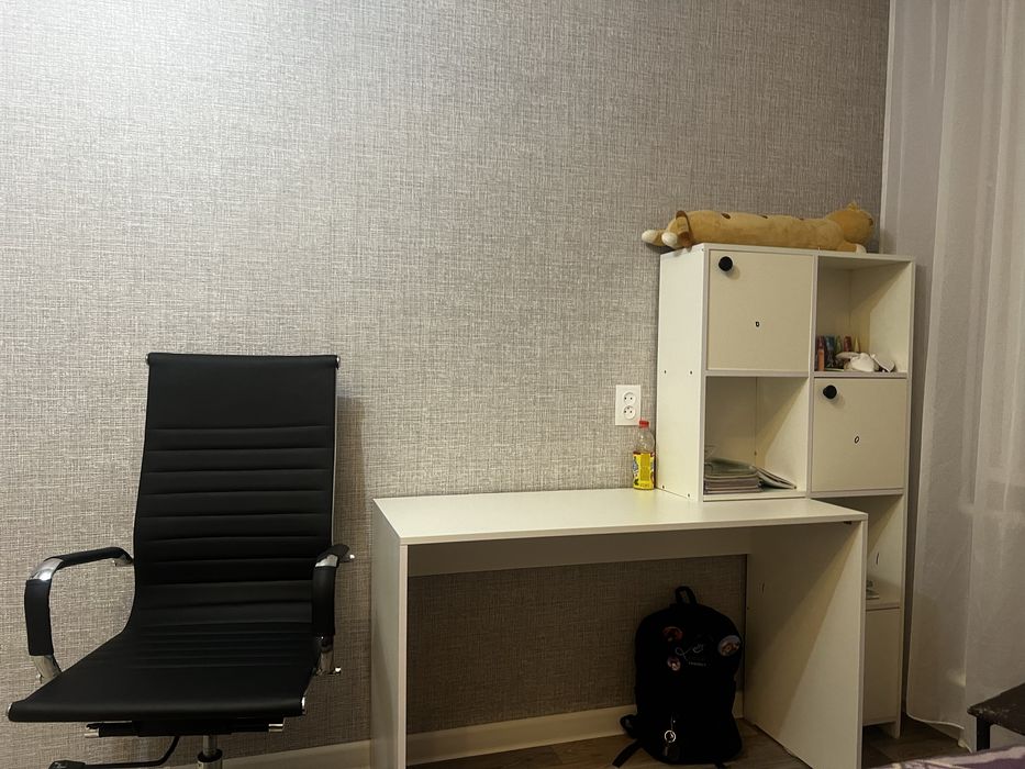 Стол письменный