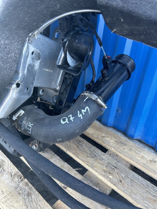 Furtun stânga intercooler Audi Q7 4M 3.0 Tdi CRT