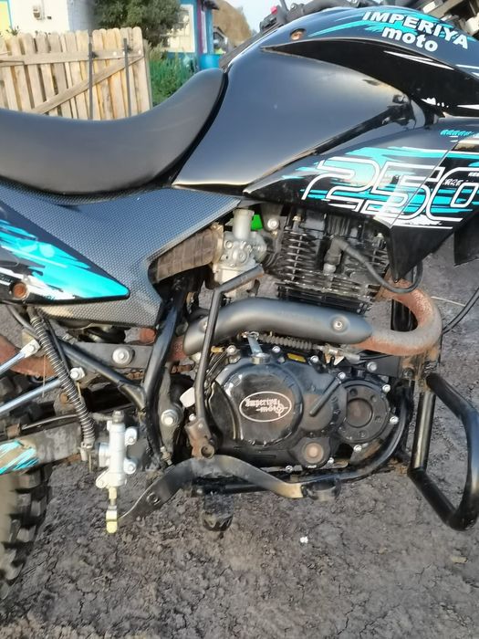 Продам Эндуро В5 250