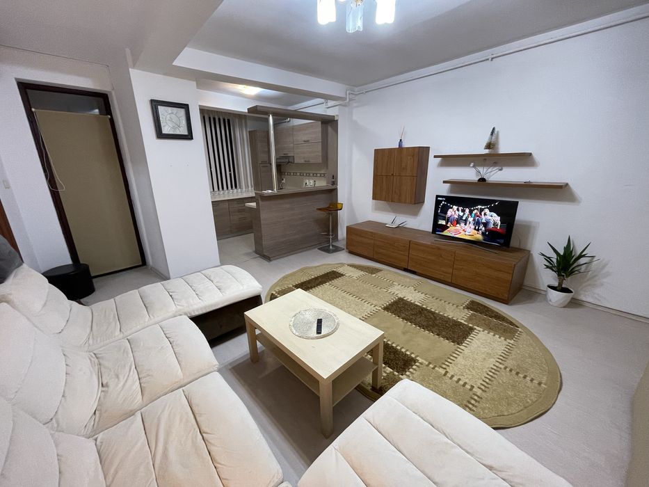 Vand apartament 2 camere Bdul Voluntari 93