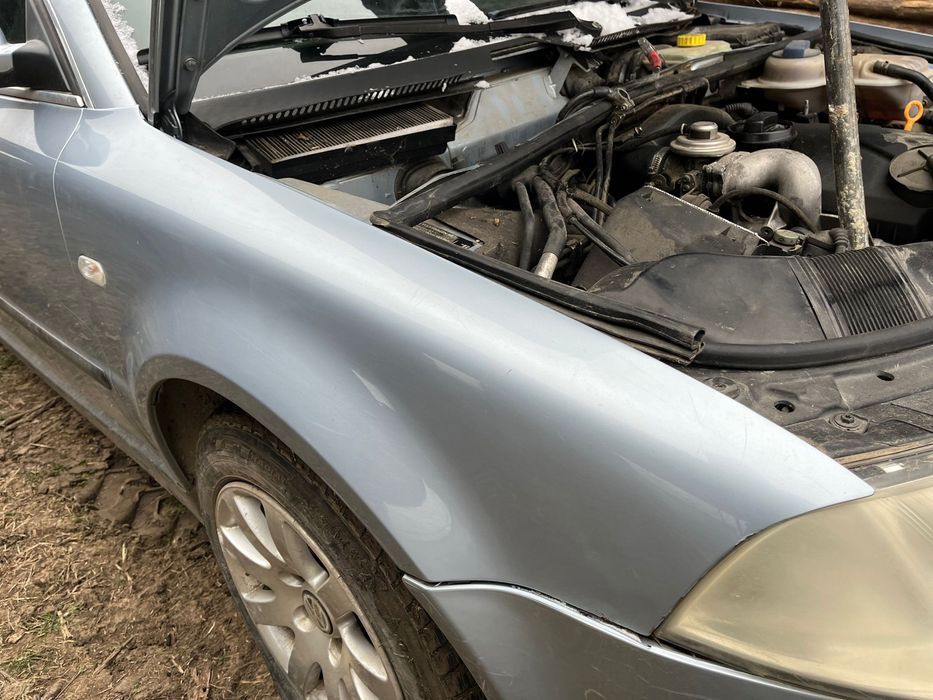 Aripa Fata Dreapta Volkswagen Passat B5 1996-2000 3B0821106C