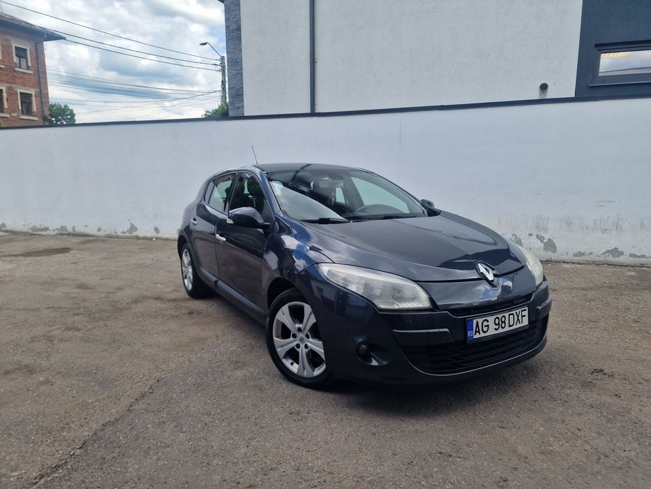 RENAULT Megane 2011