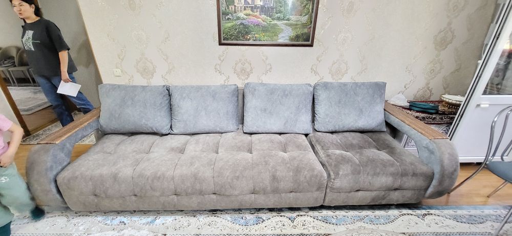 Диван в отличном состоянии