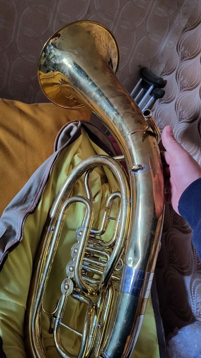 Басфлигорна/Баритон  Amati