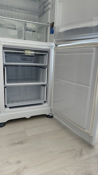 Продам холодильник б/у