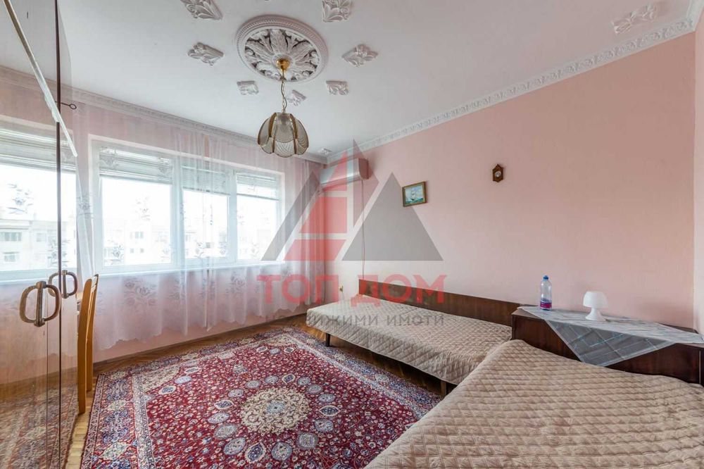 Продава се Тристаен апартамент в Варна, Възраждане 2 - 92 кв.м за 1685 €/кв.м - Снимка #8